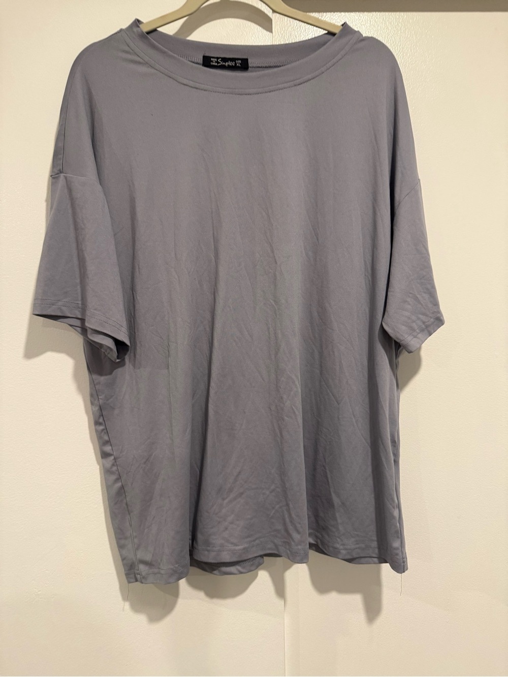 Simplee Women's Short-Sleeve Crew Tee in Light Gray size XL